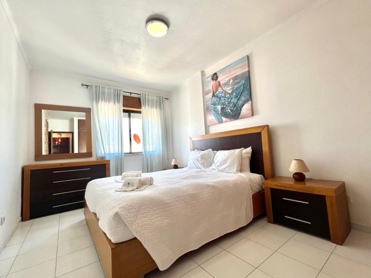 Appartement Loky - Near Quarteira Center Extérieur photo