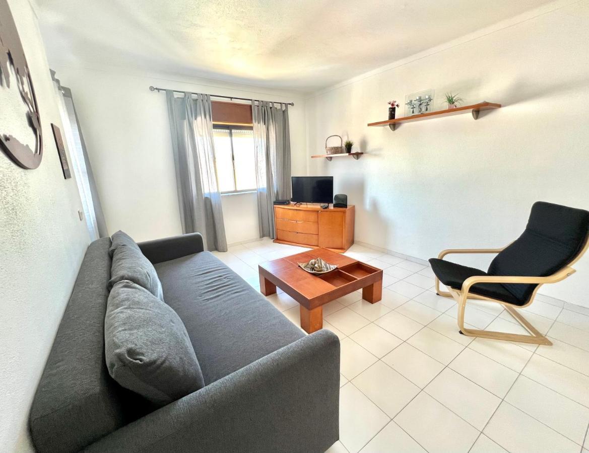 Appartement Loky - Near Quarteira Center Extérieur photo