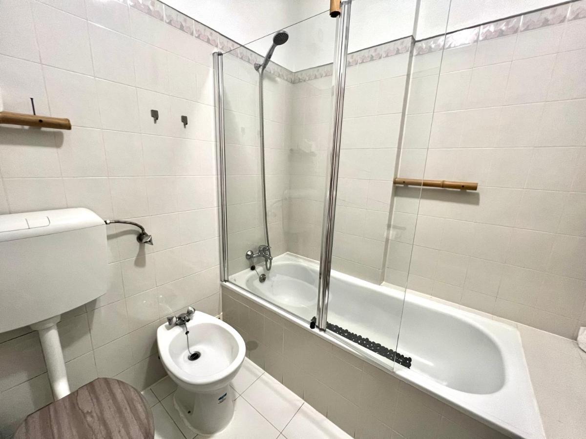 Appartement Loky - Near Quarteira Center Extérieur photo