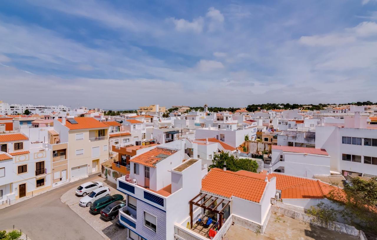 Appartement Loky - Near Quarteira Center Extérieur photo